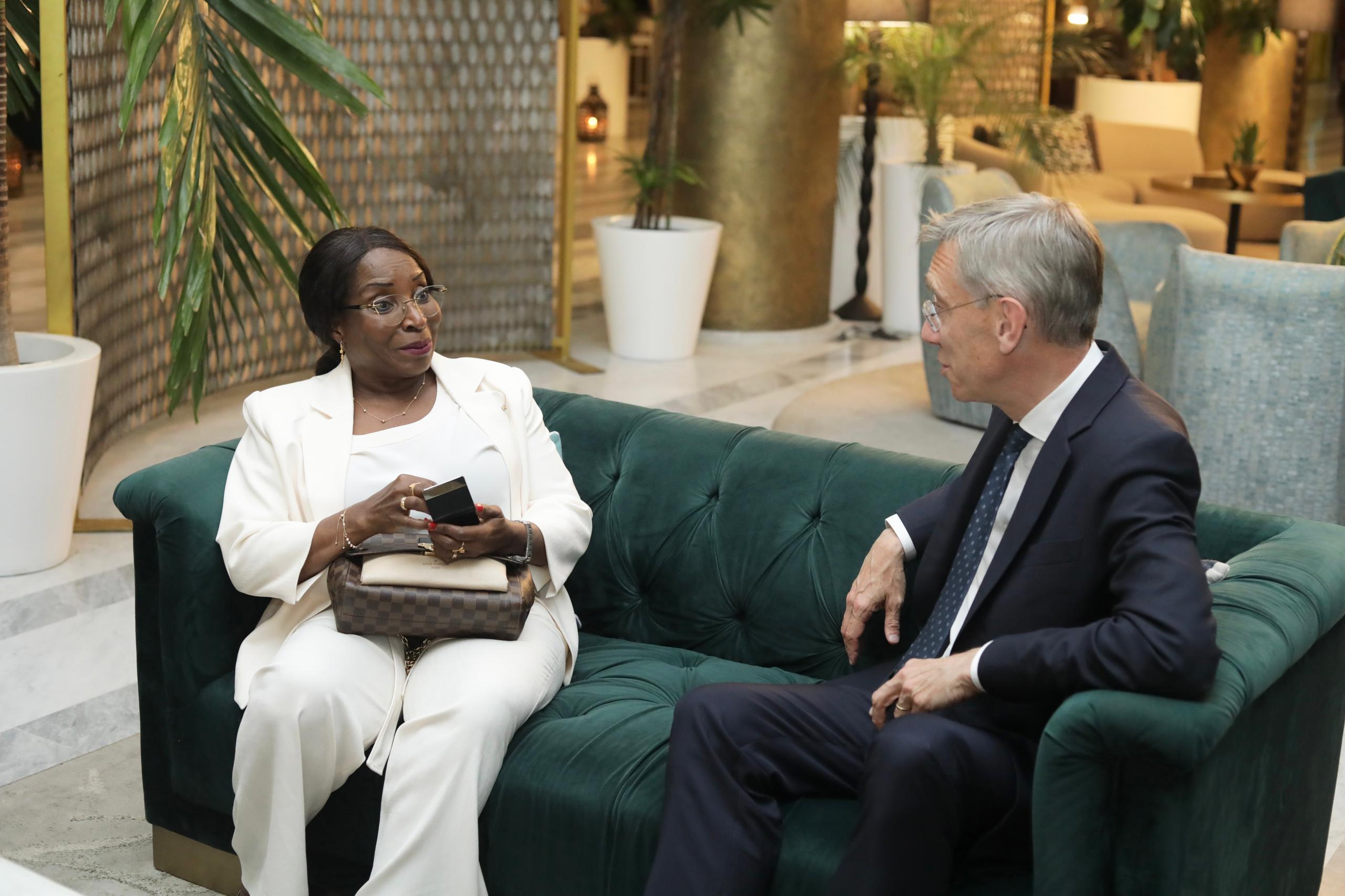 Rencontre entre le Groupe Accor Monde et la SONAPIE pour l’avenir de l’hôtel Ivoire